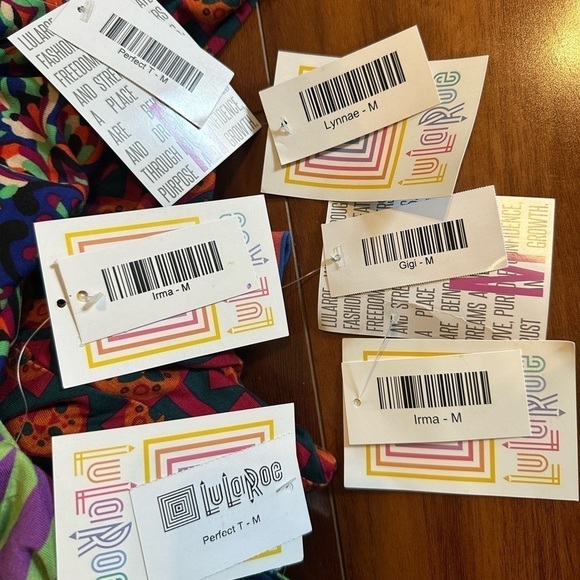 NWT Lularoe Sz Medium Bundle 12 Pc Azure Maxi Cassie Irma Joy Perfect T Lynnae - Picture 3 of 9